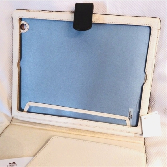 Coach Bleeker iPad Folio Case – Black Multi Painted Plaid Print - NWT - Picture 5 of 8